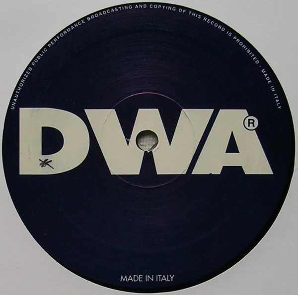Alexia - Summer Is Crazy (12", Maxi) - Image 3