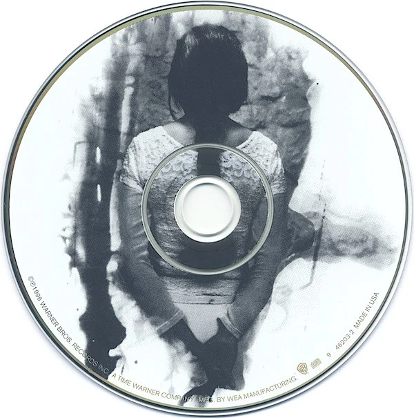 Tish Hinojosa - Dreaming From The Labyrinth / Soñar Del Laberinto (CD, Album) - Image 3